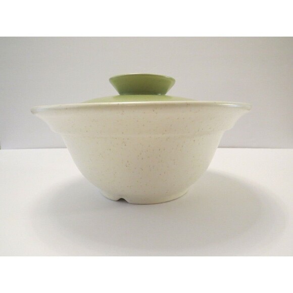 Calif Pottery 715 Mid Century Modern Bowl 1 qt Ivory Speckled Lid Lime Green USA - Picture 2 of 12